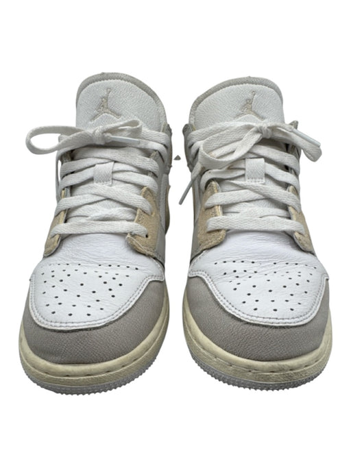 Nike Shoe Size 5.5 White & Gray Synthetic Lace Up Round Toe Shoes White & Gray / 5.5
