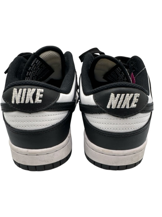 Nike Shoe Size 7 Black & White Synthetic Lace Up Round Toe Shoes Black & White / 7
