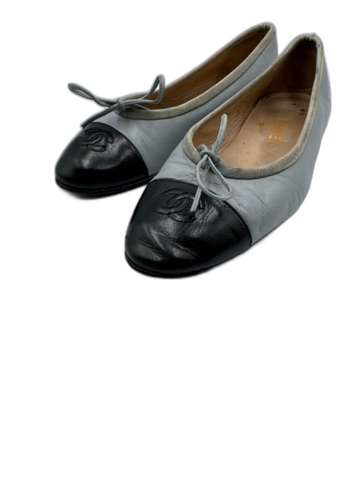 Chanel Shoe Size est 37 Blue & Black Leather Cap Toe Bow Detail Slip On Flats Blue & Black / est 37