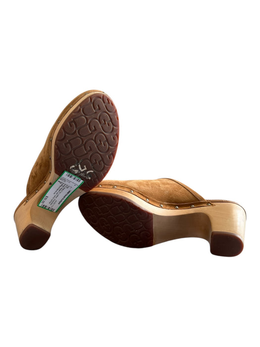 Ugg Shoe Size 8 Brown & Tan Leather Sheepskin Studded Wooden Heel Clogs Brown & Tan / 8