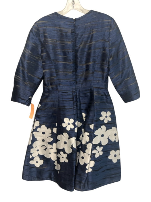 Carolina Herrera Size 8 Blue & Silver Acetate & Silk Pleated Floral Print Dress Blue & Silver / 8