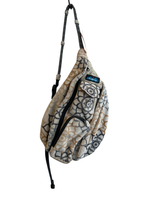 Kavu Beige Fleece Zip Pockets Cross Body Inside & Out Pockets Bag Beige