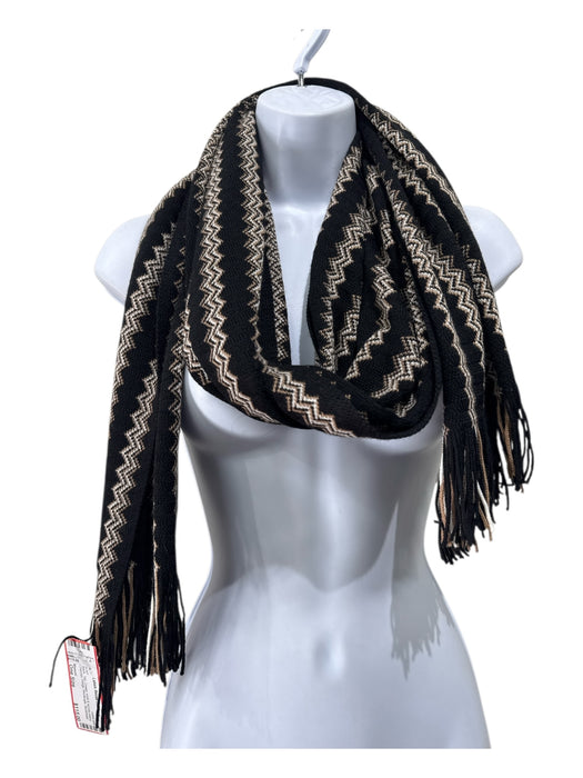 Missoni Black, Tan, Cream wool & acrylic blend Chevron Fringe Rectangle scarf Black, Tan, Cream / One Size
