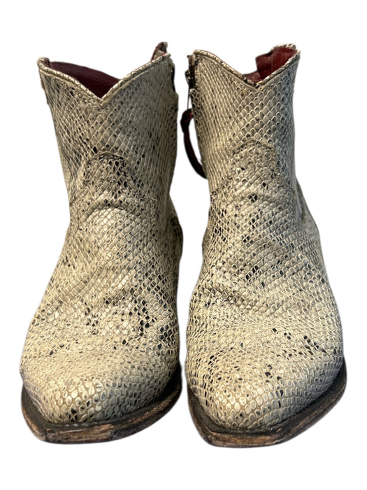 Freebird Shoe Size 8 Grey & Black Leather Side Zip Pointed Toe Western Booties Grey & Black / 8