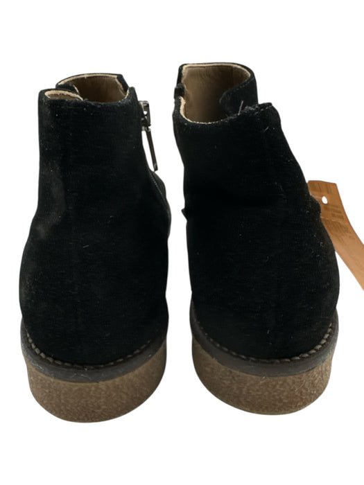 Italeau Shoe Size 38.5 Black Leather Upper Suede Side Zip Ankle Booties Black / 38.5