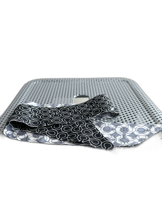 Coach Black & White 100% Silk Hair Tie Coach print Reversible scarf Black & White / S