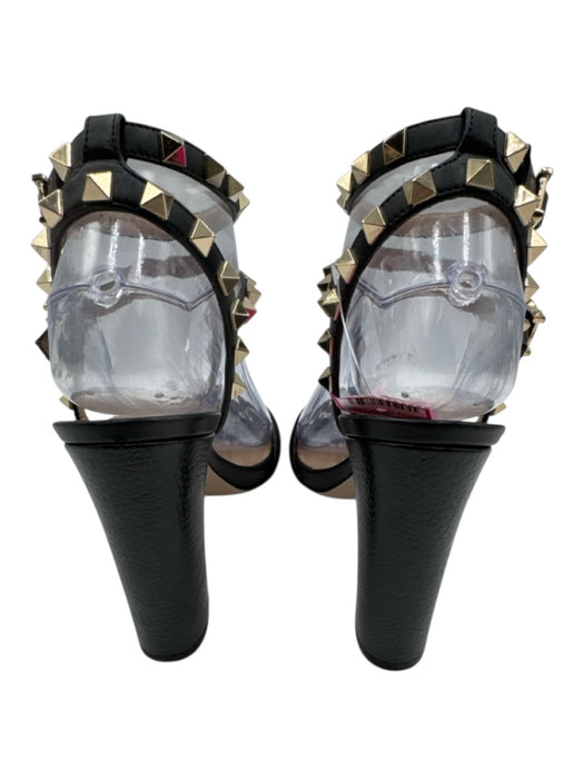 Valentino Garavani Shoe Size 37.5 Black Leather Upper Gold Tone Details Sandals Black / 37.5