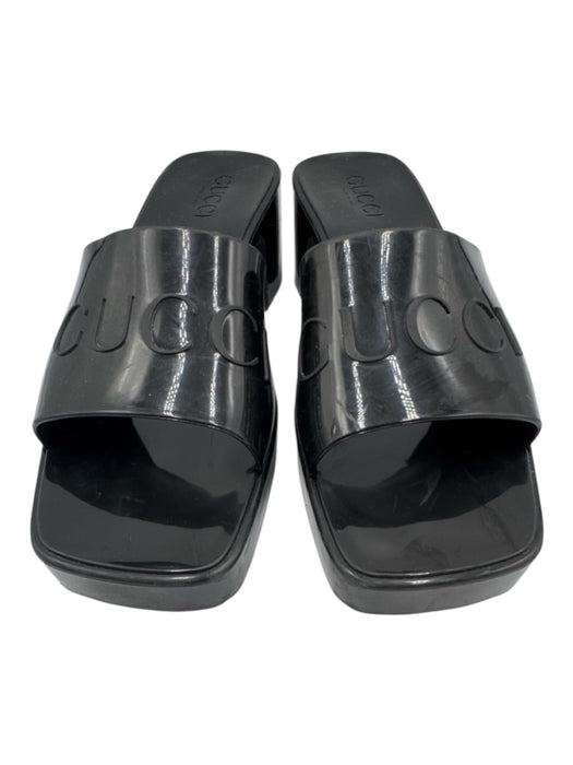 Gucci Shoe Size 38 Black Rubber Block Heel Logo Open Toe Mule Sandals Black / 38
