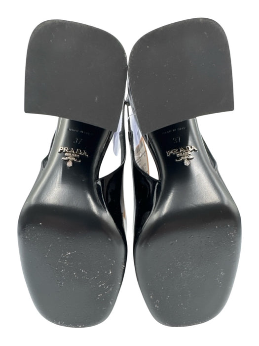 Prada Shoe Size 37 Black & White Patent Leather Square Toe Triangle Logo Pumps Black & White / 37