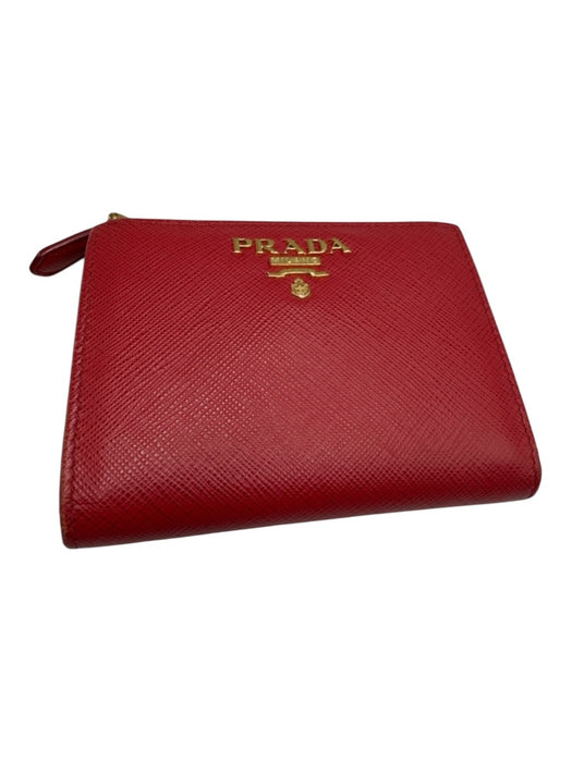 Prada Red Saffiano Leather Bi-Fold Zip Pocket Snap Button Logo Wallets Red