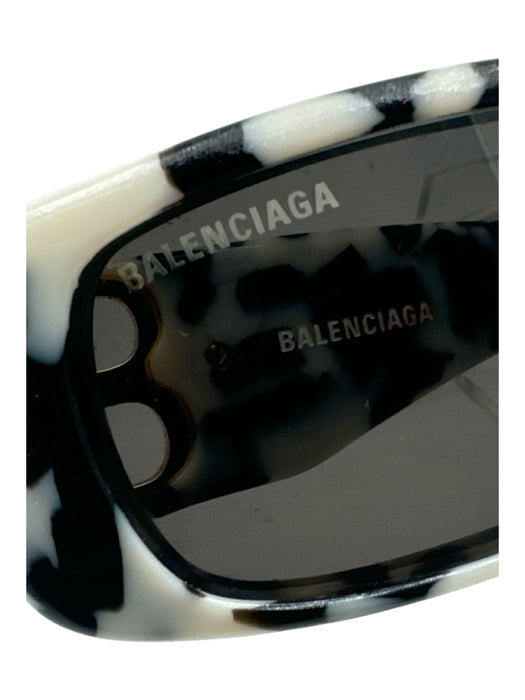 Balenciaga Black & White Acetate Rectangle Gold Logo Tortoise Sunglasses Black & White