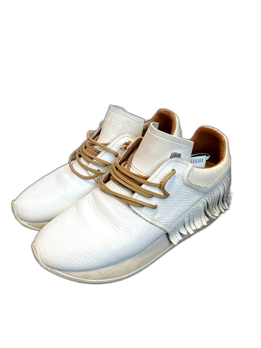 Esse Ut Esse Shoe Size 37 White Leather Almond Toe lace up Fringe Sneaker Shoes White / 37