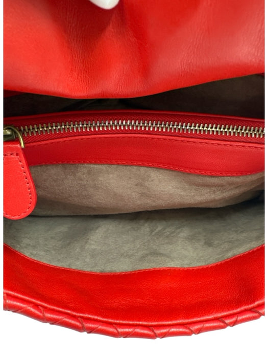 Bottega Veneta Bright red Leather Flap Intrecciato Zip Pocket Clutch Bag Bright red / Small