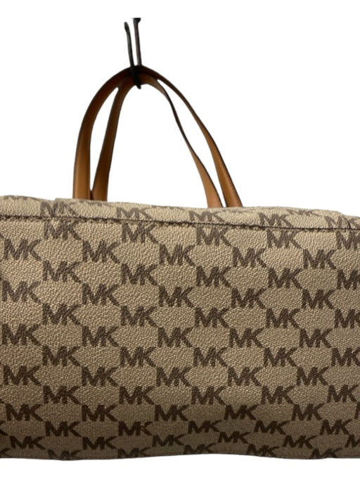 Michael Kors Grey & Brown Logo Print Shoulder Strap Zip & Button Closure Bag Grey & Brown