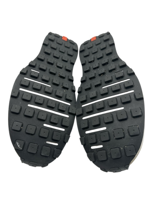 Nike Shoe Size 10 White & Gray Suede & Synthetic Solid Sneaker Athleisure Shoes White & Gray / 10