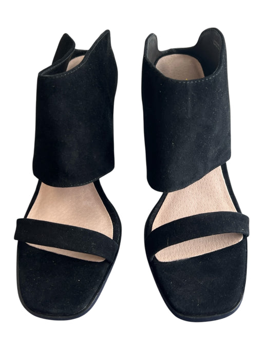 42 Gold Shoe Size 7.5 Black Leather Upper Suede Double Strap Square Toe Heels Black / 7.5