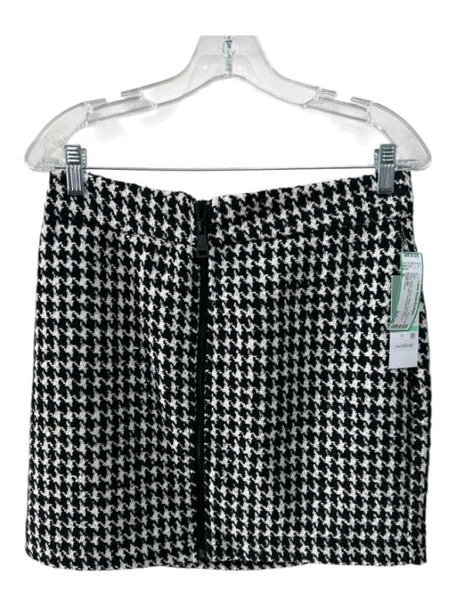 DKNY Jeans Size 8 Black, White, Silver Polyester Blend Zip Front Sequins Skirt Black, White, Silver / 8