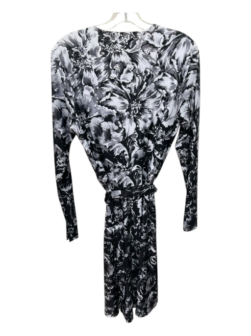 Kay Unger Size 10 Black, White, Gray Polyester Blend V Neck Floral A line Dress Black, White, Gray / 10