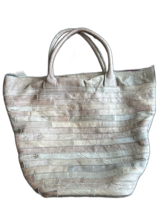 Monserat De Lucca Taupe Leather Patchwork Shoulder Bag Zipper Closure Hobo Bag Taupe / Large