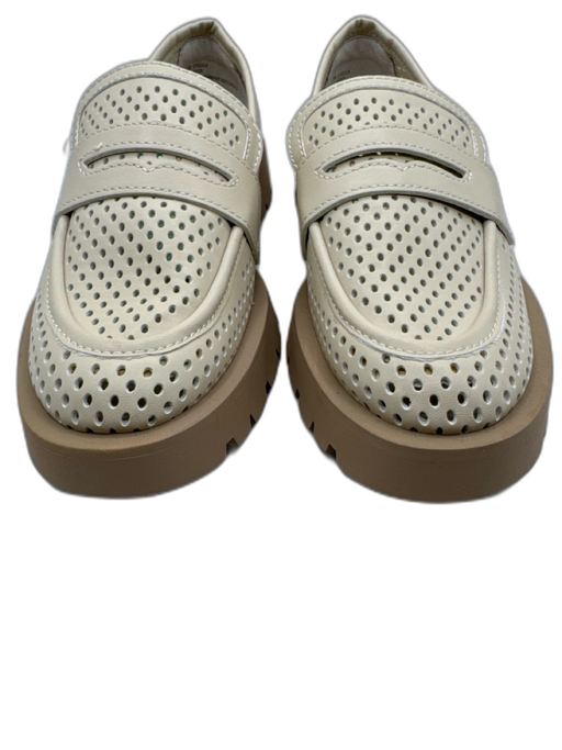 Dolce Vita Shoe Size 7 Cream Manmade Material Perforated Round Toe Loafers Cream / 7