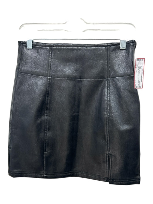 Free People Size 6 Black Faux Patent Leather Paneled Side Zip Mini Skirt Black / 6