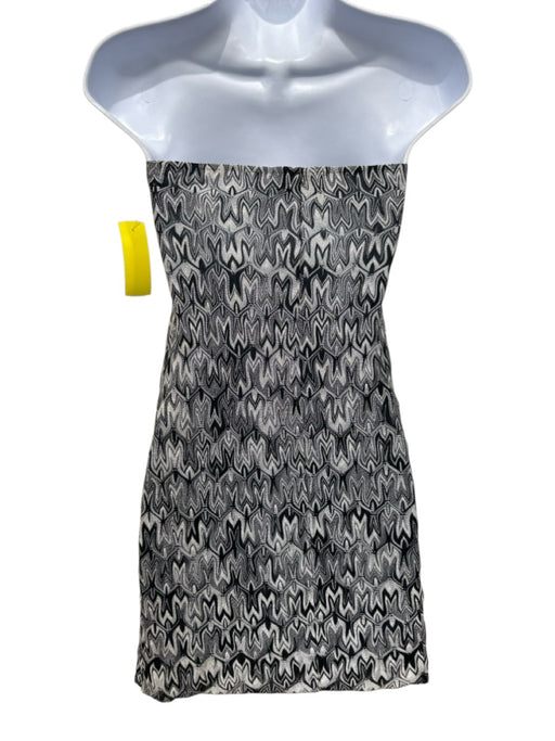 Missoni Size 42 White & Black Rayon Abstract Print Sleeveless Top White & Black / 42