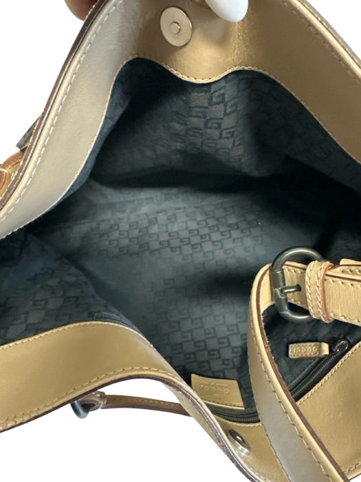 Gucci Tan Leather Horsebit Magnetic Close Shoulder Bag Tan / S