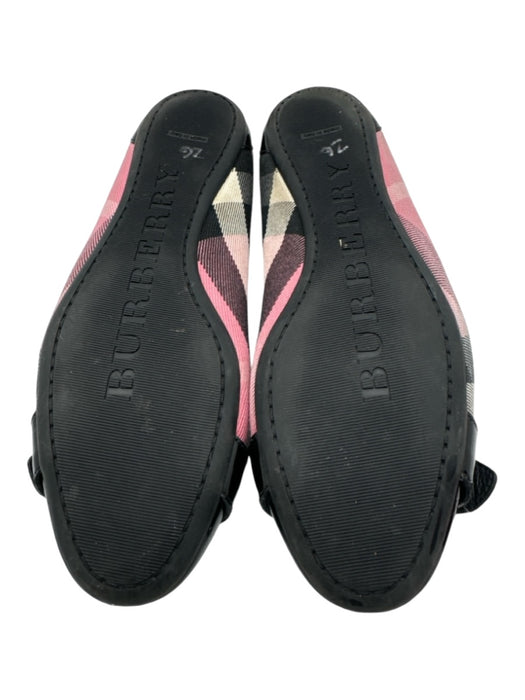 Burberry Shoe Size 36 Pink & Black Canvas Novacheck Buckle GHW ballet Flats Pink & Black / 36