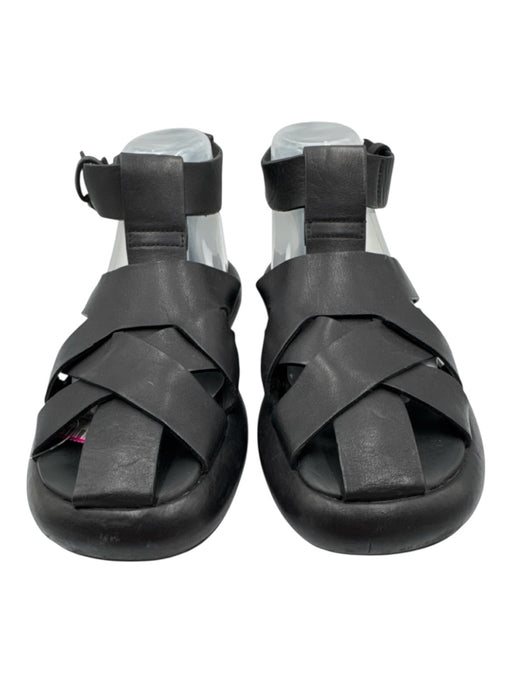 COS Shoe Size 40 Black Leather Buckle Woven Fisherman Sandals Black / 40