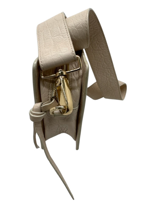 Bene Cream Leather Gold Tone Hardware Croc Embossed Square Crossbody Bag Cream