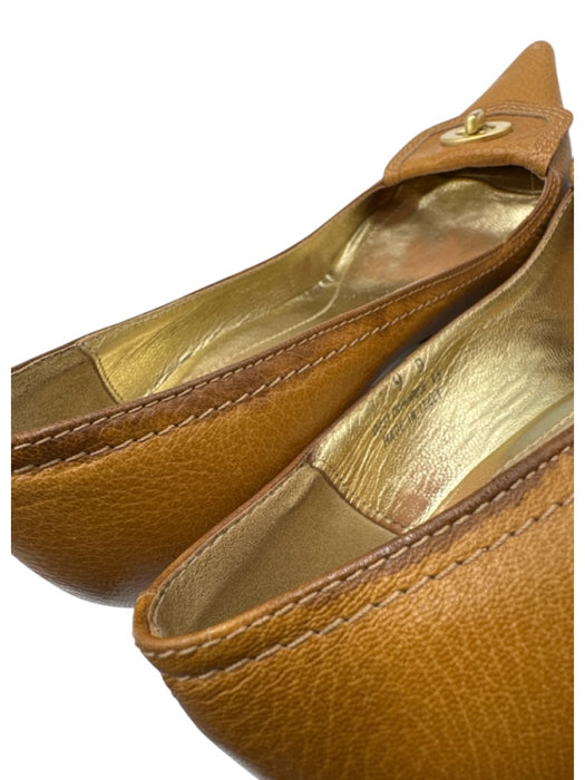 Coach Shoe Size 9 Tan Brown Leather Upper Turn Lock Stacked Heel Pumps Tan Brown / 9