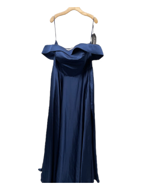 La Femme Size 20 Navy Gown Navy / 20