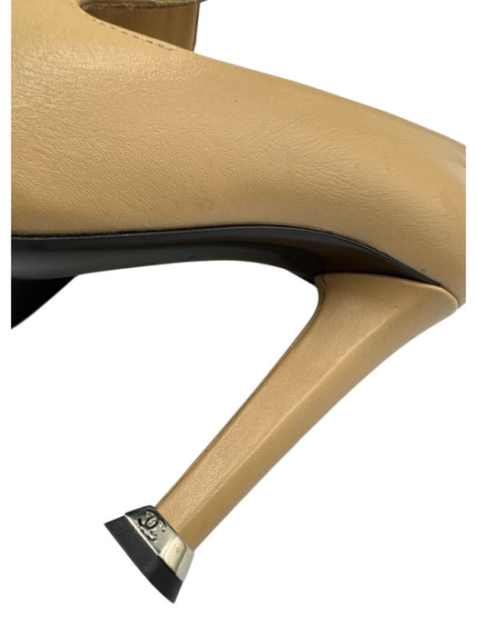 Chanel Shoe Size 38 Beige & Black Leather Cap Toe High Heel Loafer Pumps Beige & Black / 38