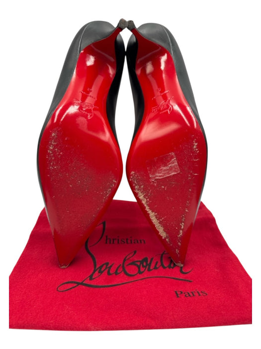 Christian Louboutin Shoe Size 41 Black Leather Pointed Toe Mid Heel Pumps Black / 41