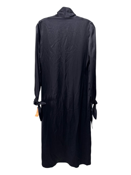 Silked London Size 6 Black Silk Long Sleeve Wrist Tie Open Front Robe Black / 6
