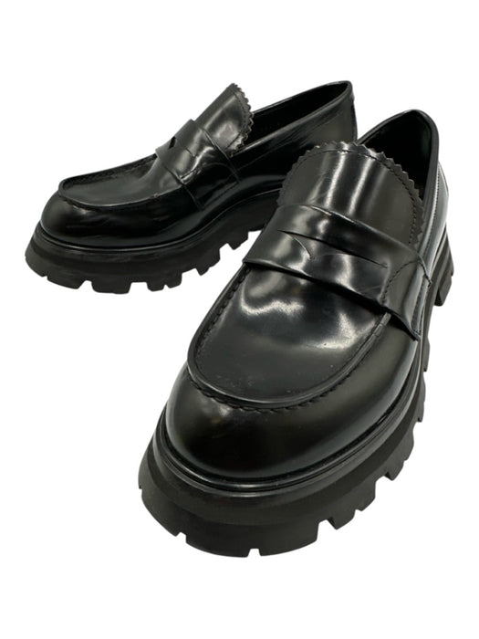 Alexander McQueen Shoe Size 37 Black Leather Upper Round Toe Lug Sole Loafers Black / 37