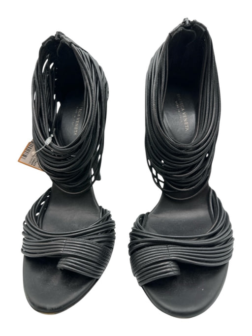 Bottega Veneta Shoe Size 37 Black Leather Toe Strap Multi Strand Back Zip Pumps Black / 37