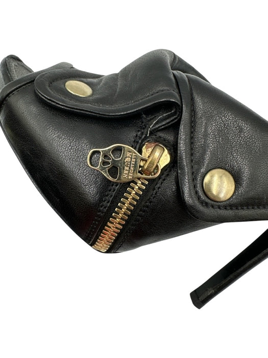 Alexander McQueen Shoe Size 37 Black Leather Gold hardware Skull Peep Toe Pumps Black / 37