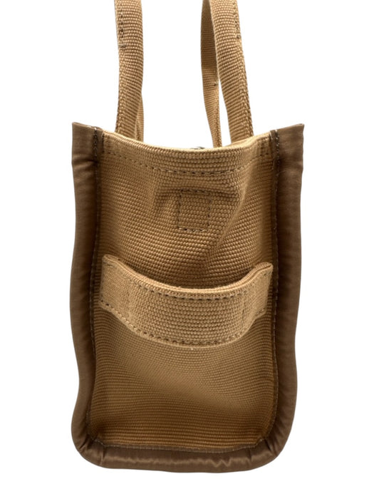 Marc Jacobs Beige & White Canvas Logo Top Handles Crossbody Strap hand bag Bag Beige & White / S
