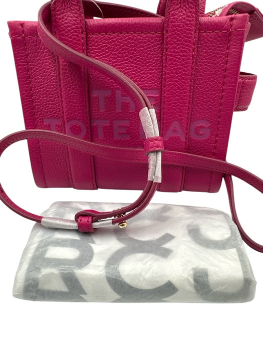 Marc Jacobs Magenta Pink Pebble Leather Zip Top Crossbody Strap Tote Bag Magenta Pink / XS