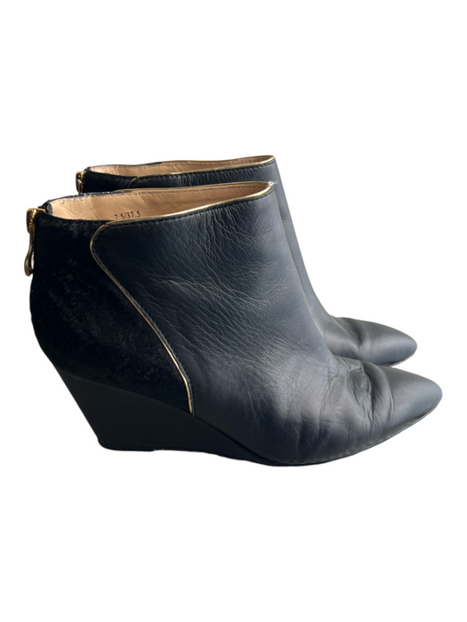 Carmen Marc Valvo Shoe Size 7.5 Black Leather Pointed Toe Gold Hardware Boots Black / 7.5