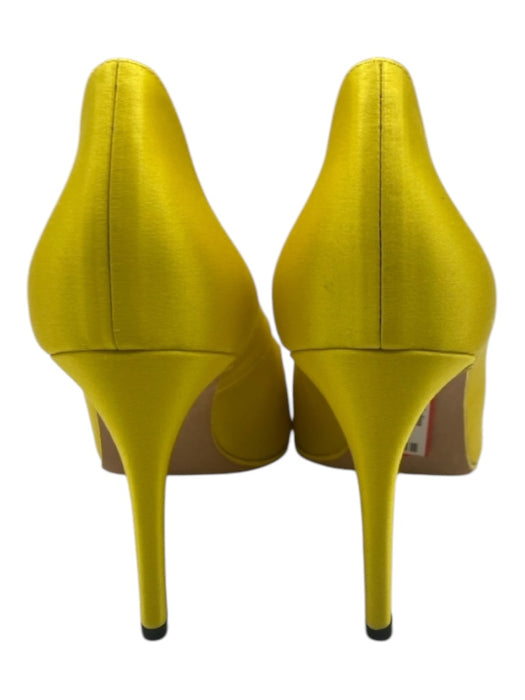 Victoria Beckham Shoe Size 38 Yellow Satin Pointed Toe Pumps Yellow / 38