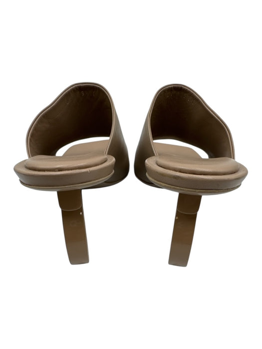 Ferragamo Shoe Size 9.5 Beige Leather Peep Toe Round Heel Mules Beige / 9.5