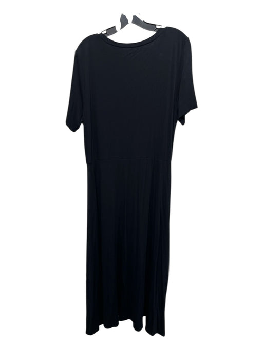 Tuckernuck Size XXL Black Bamboo Blend Round Neck Short Sleeve Midi Dress Black / XXL