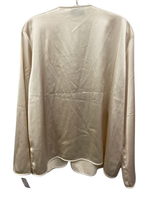 Tuckernuck Size XXL Cream White Polyester Long Sleeve Frog Buttons Satin Top Cream White / XXL