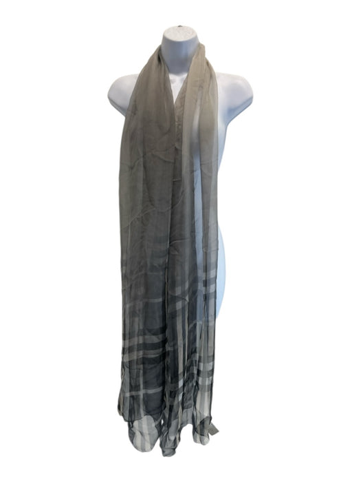 Burberry Gray & Beige Silk Rectangle Plaid Ombre scarf Gray & Beige / One Size
