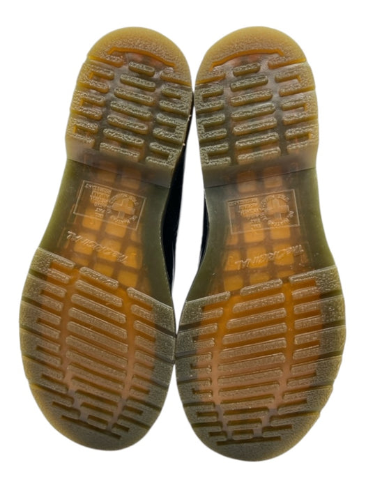 Dr Marten Shoe Size 9 Black Patent Leather round toe lace up Lug Sole Calf Boots Black / 9