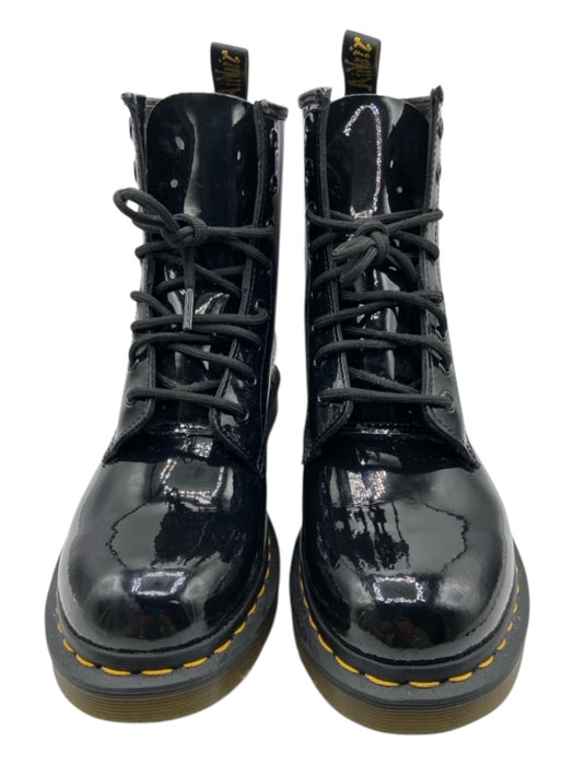 Dr Marten Shoe Size 9 Black Patent Leather round toe lace up Lug Sole Calf Boots Black / 9