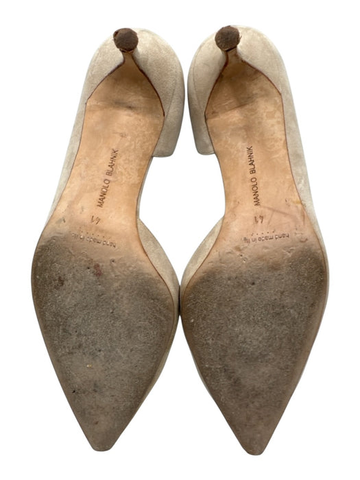 Manolo Blahnik Shoe Size 41 Light Beige Suede Pointed Toe Kitten Heel Pumps Light Beige / 41