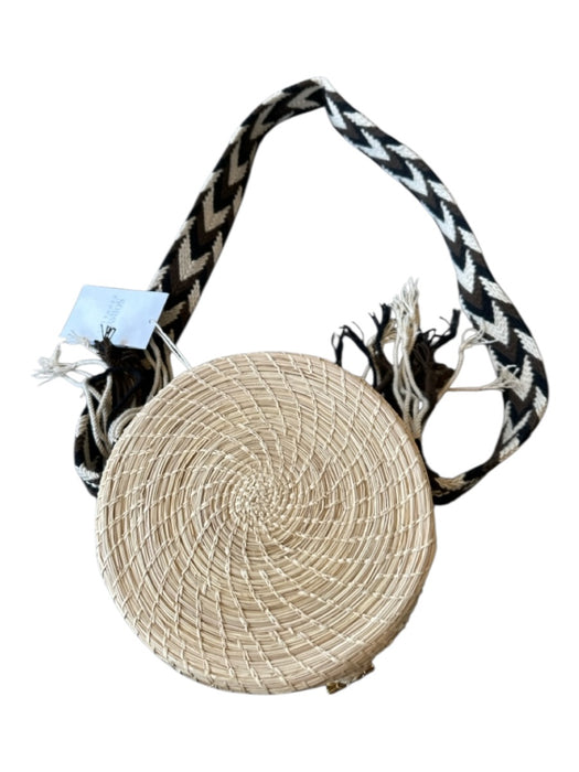 Soraya Hennessy Tan & black Straw Braided Strap Circle Toggle Canteen Bag Tan & black / S